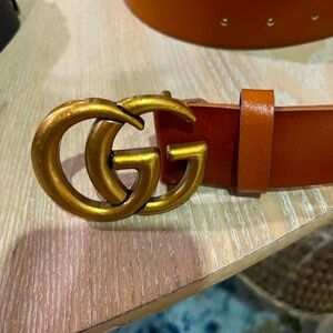 Gucci Tan Leather Belt with iconic Gucci Brass Buckle
